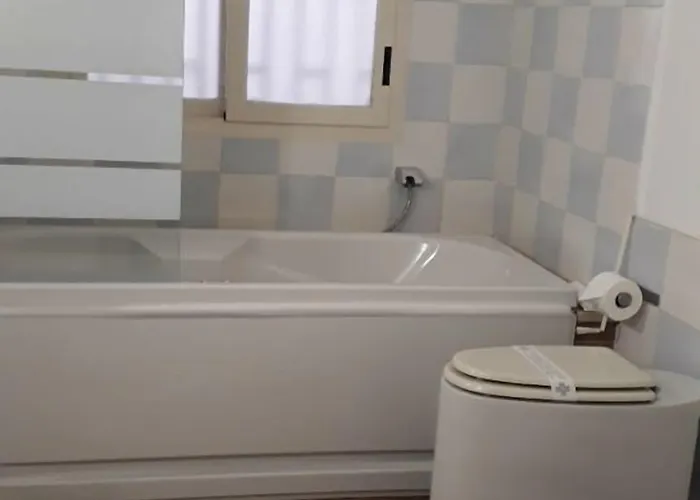 לינה וארוחת בוקר Dietro Al Massimo פלרמו