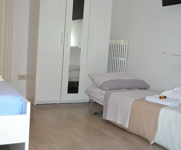 לינה וארוחת בוקר Dietro Al Massimo פלרמו