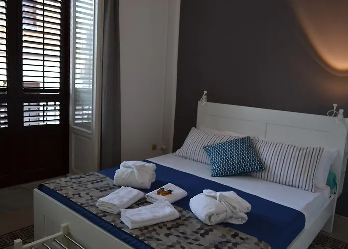 Dietro Al Massimo לינה וארוחת בוקר פלרמו