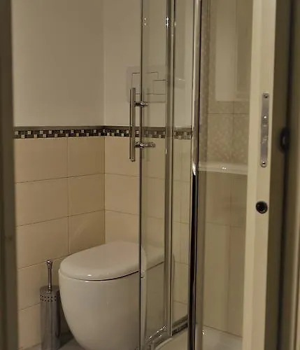 Dietro Al Massimo לינה וארוחת בוקר