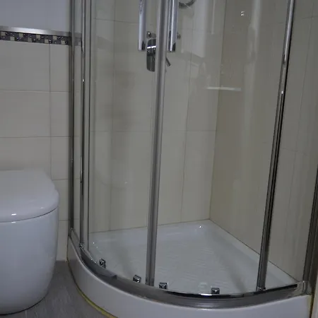 Dietro Al Massimo Палермо