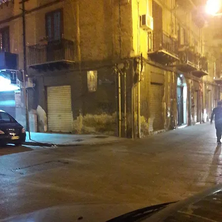 Dietro Al Massimo * Palerme