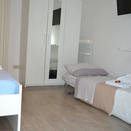 Bed & Breakfast Dietro Al Massimo Palermo