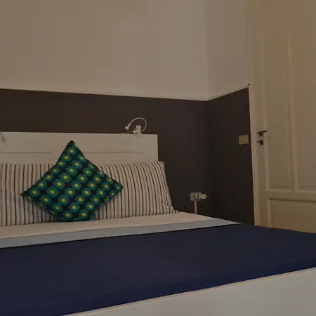 Dietro Al Massimo Bed & Breakfast *